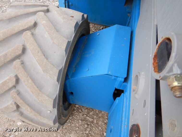 image for item DP5541 2013 Genie GS-4069  scissor lift