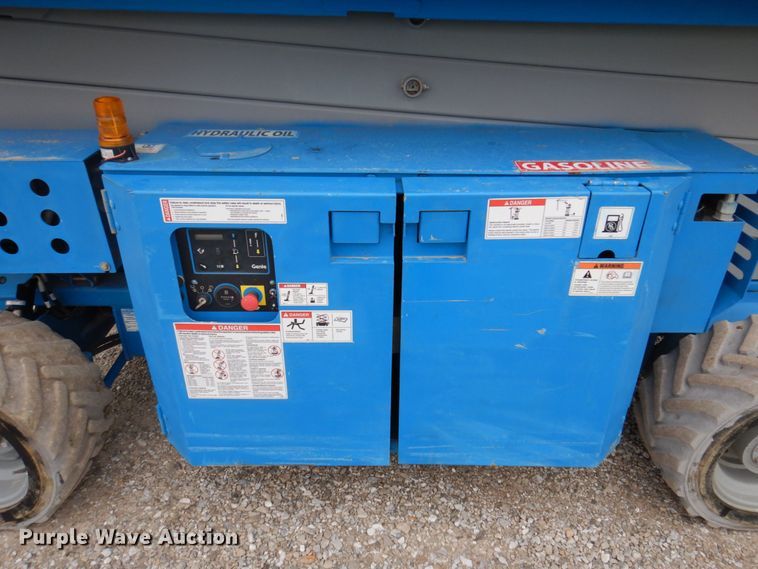 image for item DP5541 2013 Genie GS-4069  scissor lift