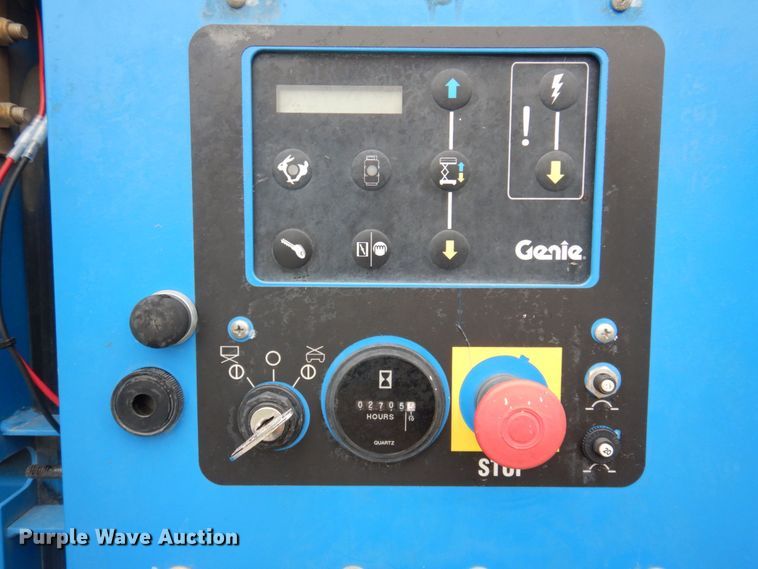 image for item DP5541 2013 Genie GS-4069  scissor lift