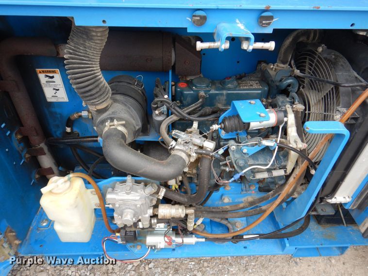 image for item DP5541 2013 Genie GS-4069  scissor lift