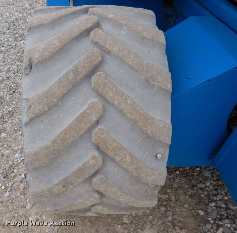 image for item DP5541 2013 Genie GS-4069  scissor lift