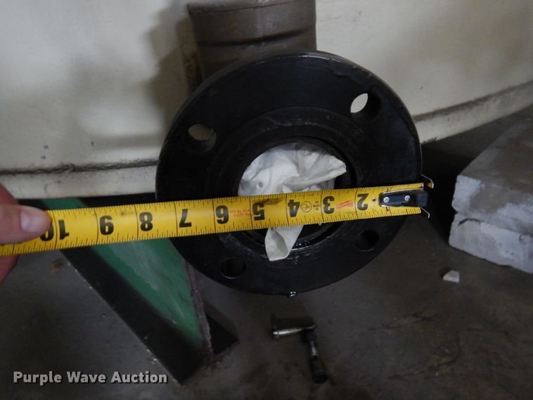 image for item DR0443 Approximately 4,500 gallon tank