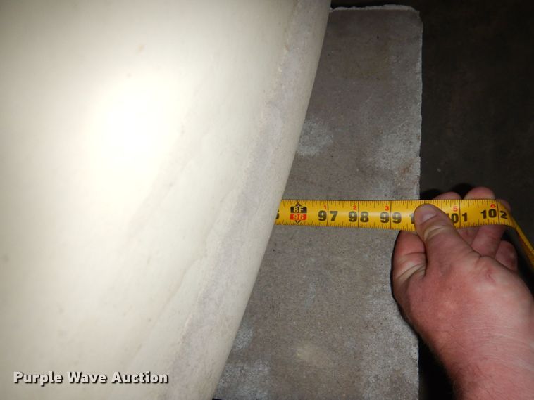 image for item DR0443 Approximately 4,500 gallon tank