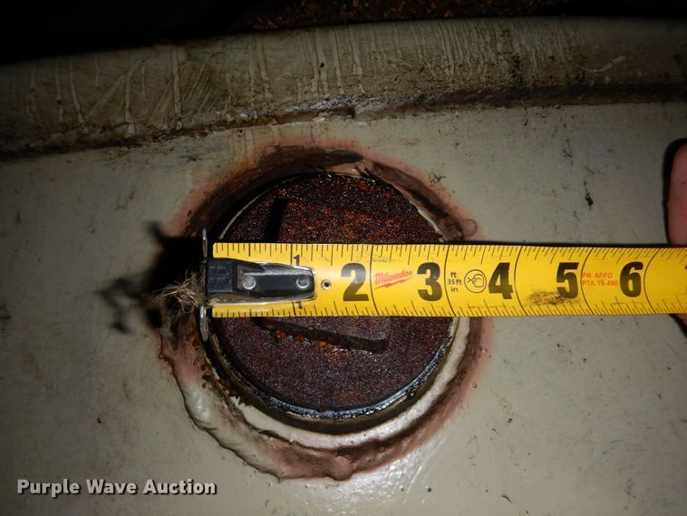 image for item DR0443 Approximately 4,500 gallon tank