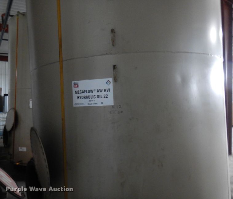 image for item DR0444 Approximately 4,500 gallon tank