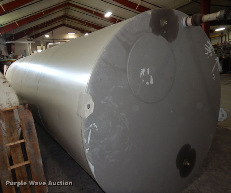 image for item DR0447 Approximately 6,000 gallon tank