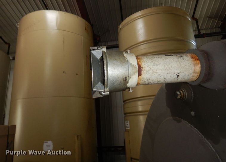 image for item DR0447 Approximately 6,000 gallon tank