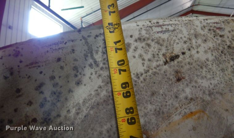 image for item DR0448 Approximately 4,000 gallon tank