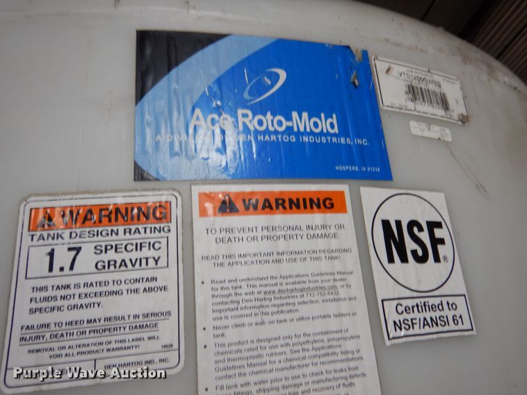 image for item DR0449 Approximately 1,500 gallon tank