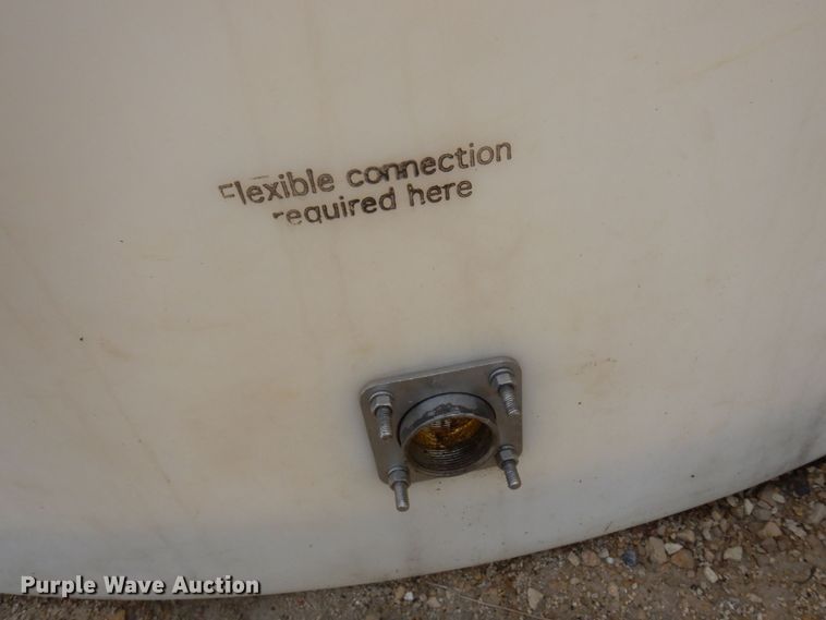 image for item DR0450 Approximately 10,000 gallon poly tank