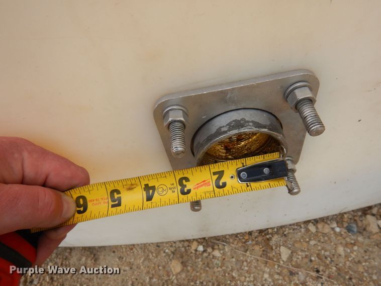 image for item DR0450 Approximately 10,000 gallon poly tank