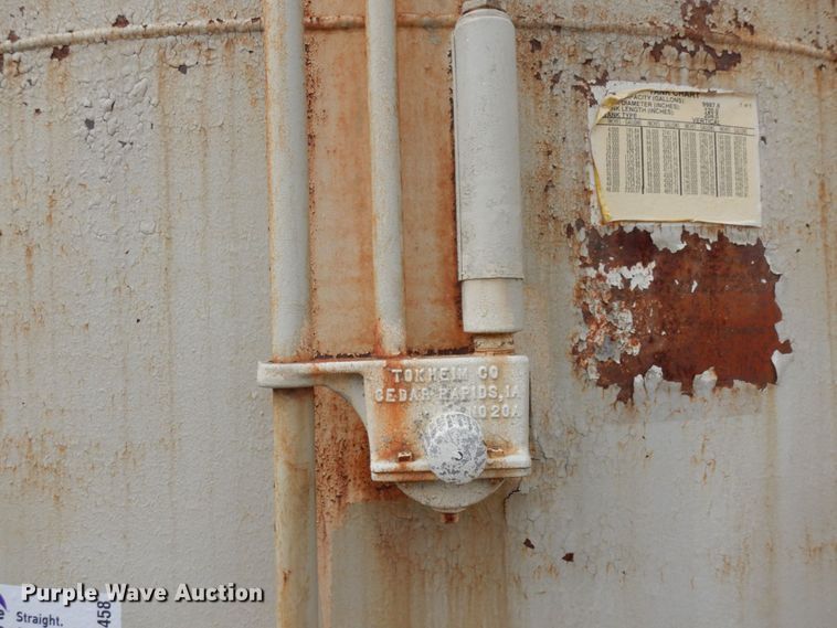 image for item DR0458 Approximately 20,000 gallon tank