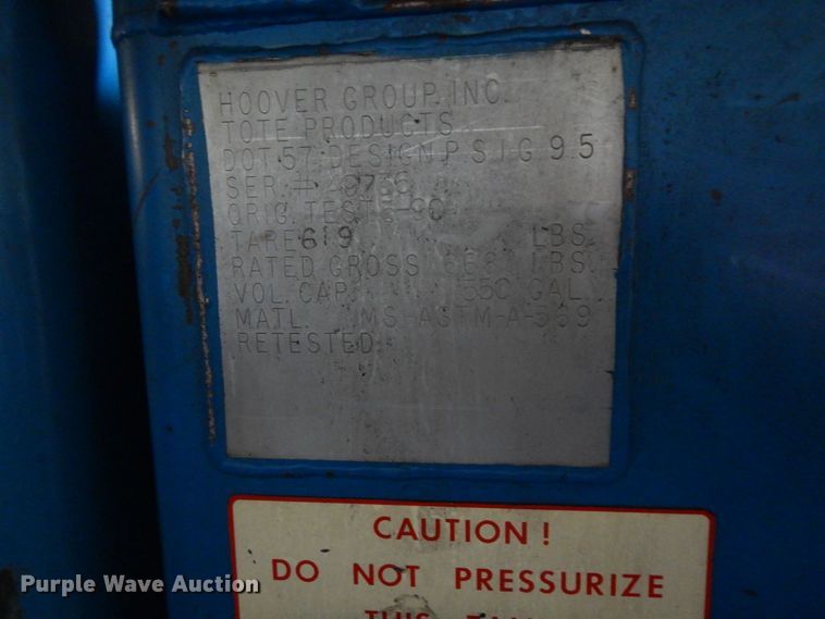 image for item DR0462 (2) 550 gallon tanks