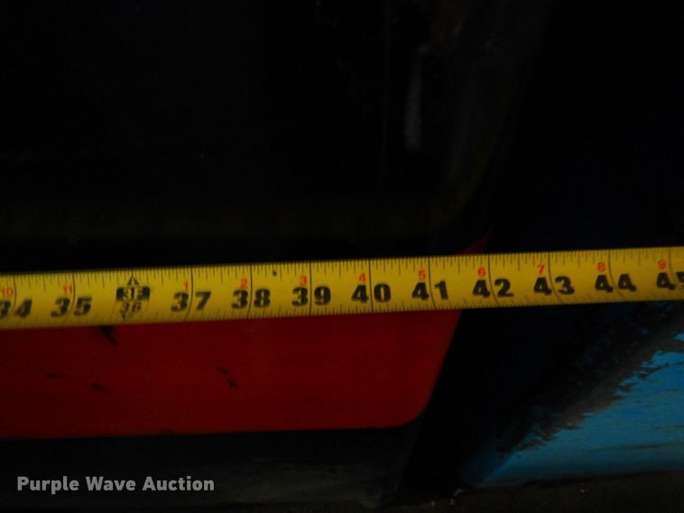 image for item DR0464 (2) 550 gallon tanks