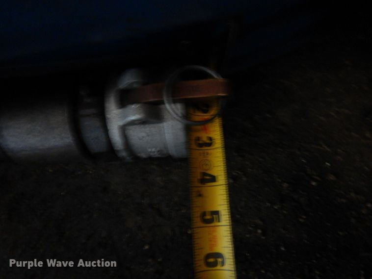 image for item DR0464 (2) 550 gallon tanks