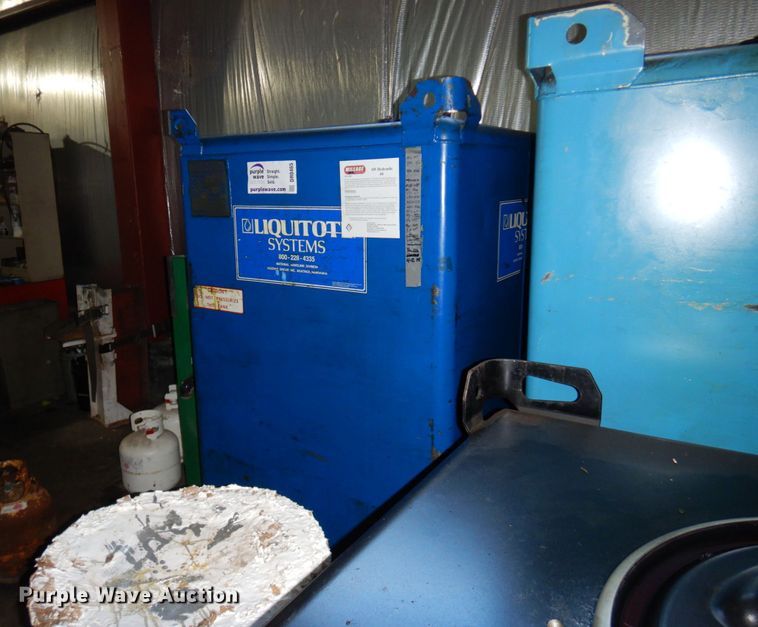 image for item DR0465 (3) tanks