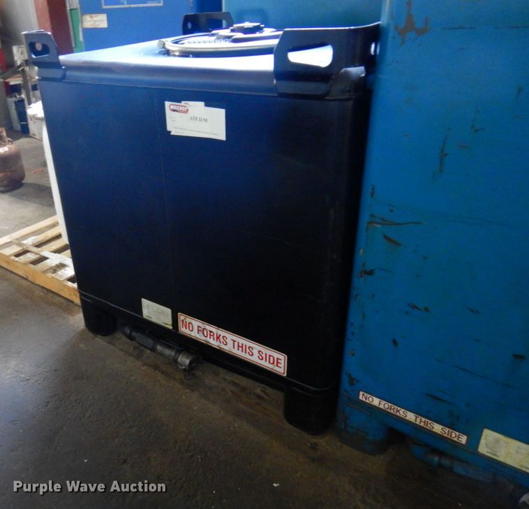 image for item DR0465 (3) tanks