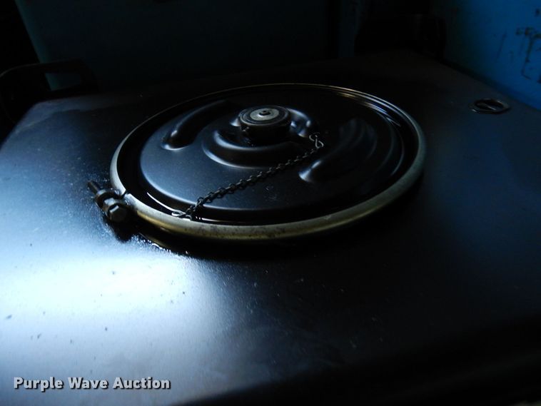 image for item DR0465 (3) tanks