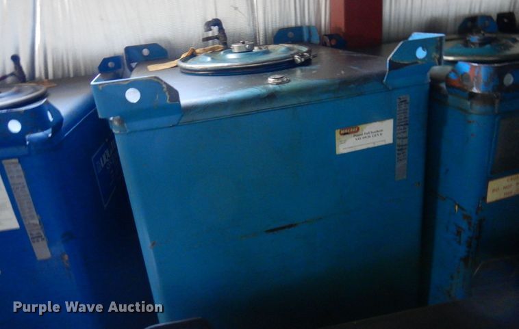 image for item DR0465 (3) tanks