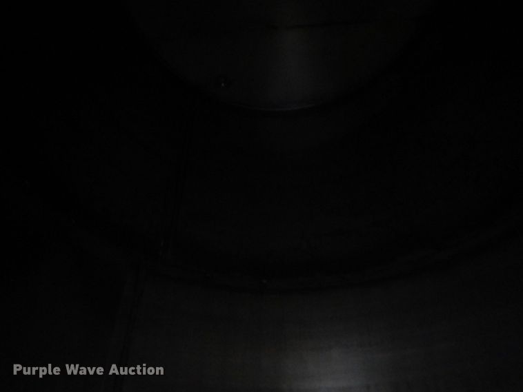 image for item DR0472 Approximately 4,500 gallon tank