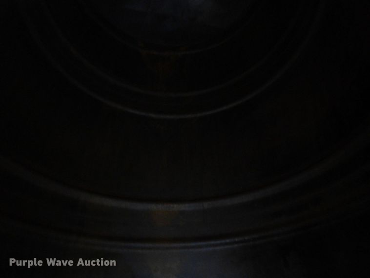 image for item DR0473 Approximately 5,500 gallon tank