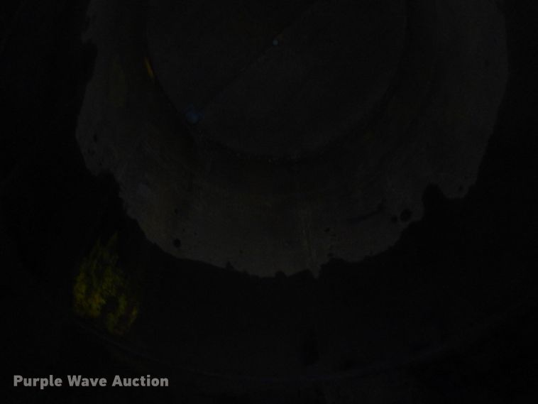 image for item DR0474 Approximately 5,500 gallon tank