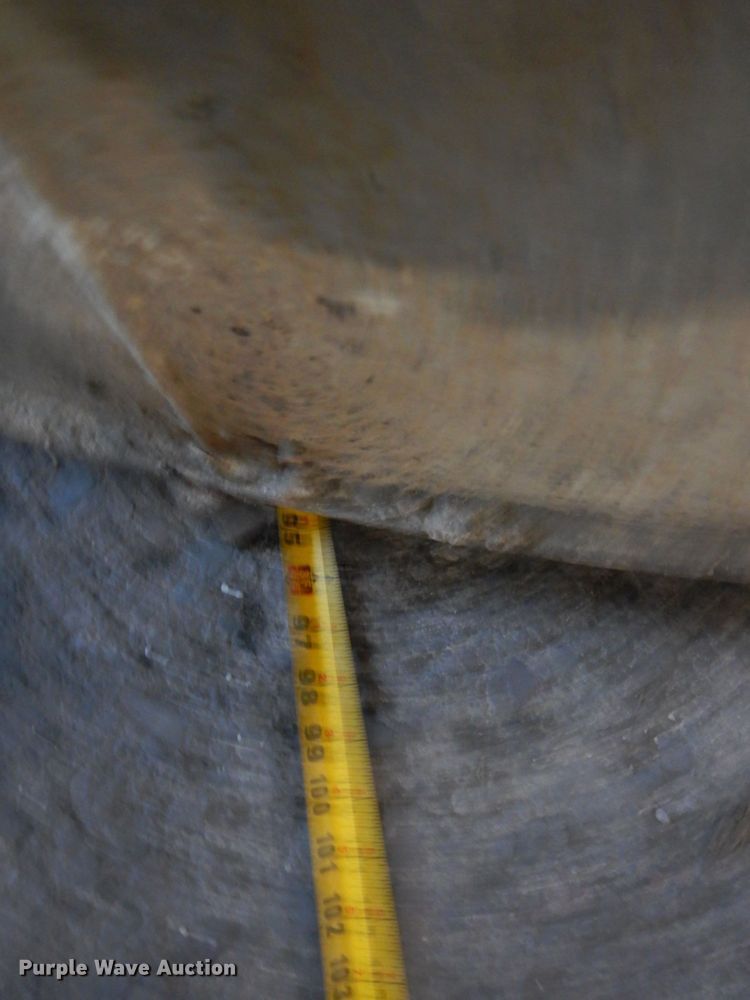 image for item DR0475 Approximately 5,000 gallon tank