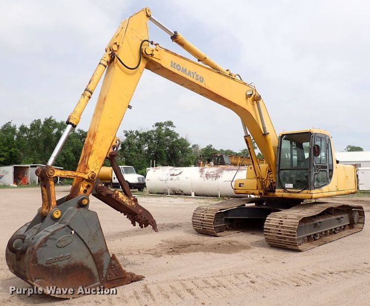 image for item DS7071 1994 Komatsu PC200LC-6L  excavator