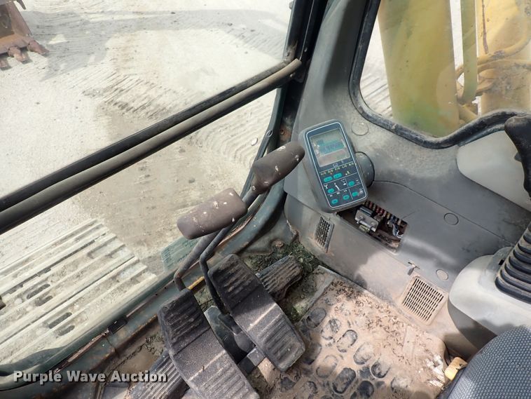 image for item DS7071 1994 Komatsu PC200LC-6L  excavator