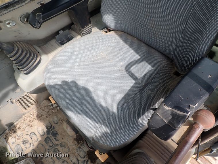 image for item DS7071 1994 Komatsu PC200LC-6L  excavator