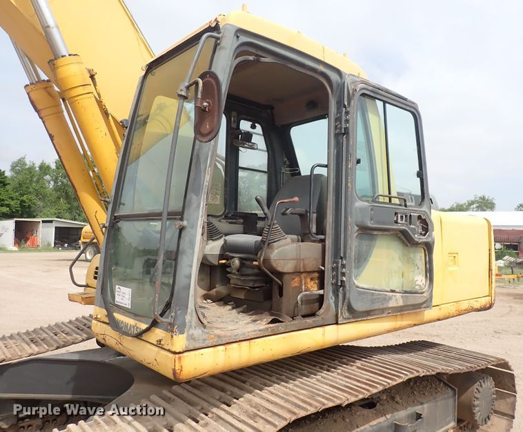 image for item DS7071 1994 Komatsu PC200LC-6L  excavator