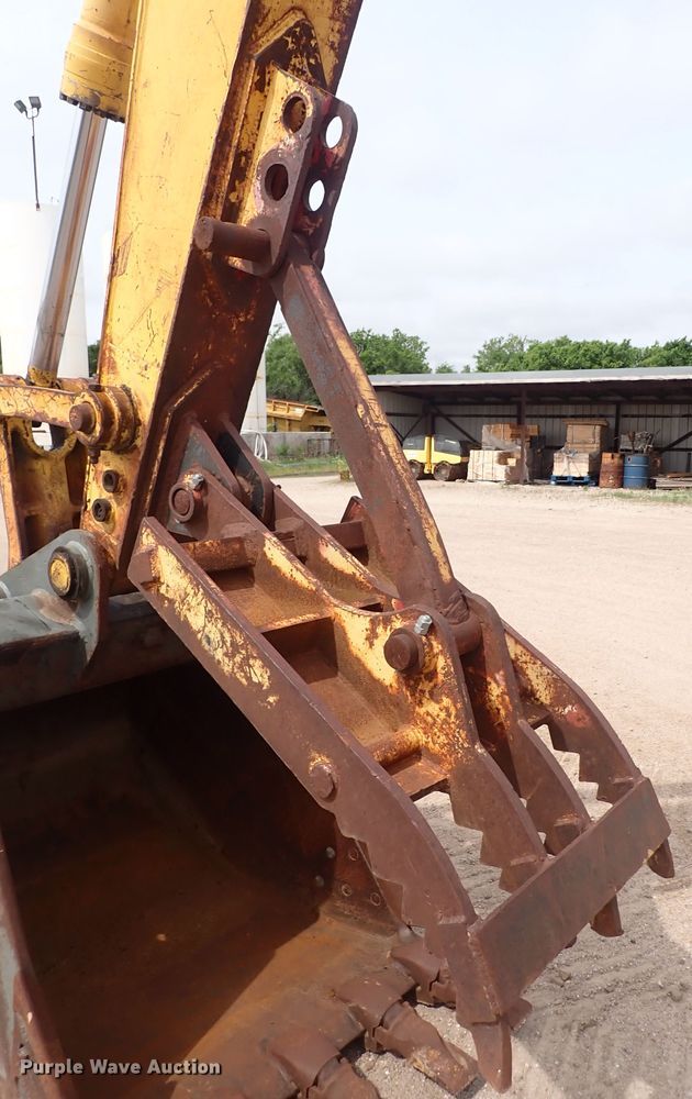 image for item DS7071 1994 Komatsu PC200LC-6L  excavator