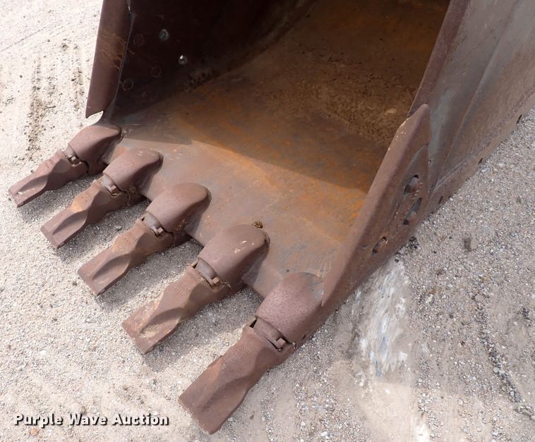 image for item DS7071 1994 Komatsu PC200LC-6L  excavator