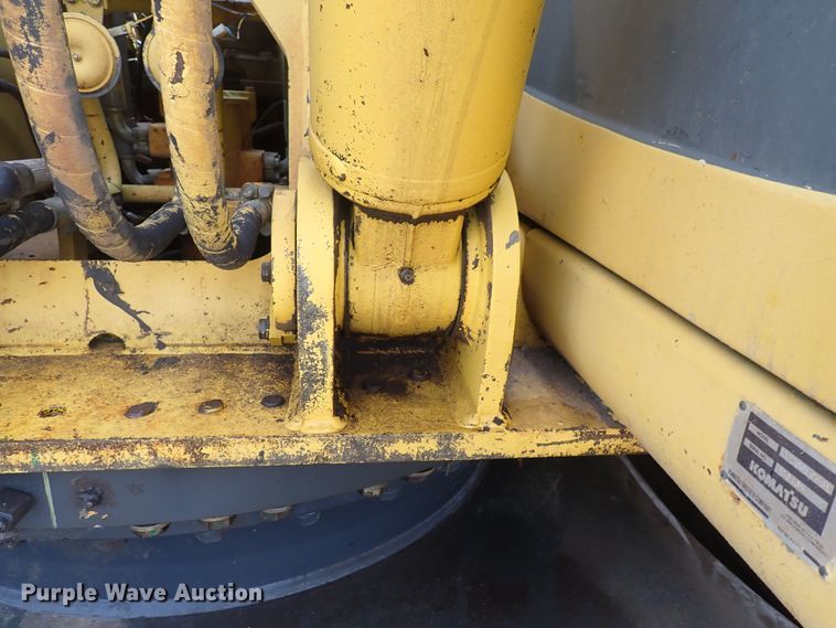 image for item DS7071 1994 Komatsu PC200LC-6L  excavator