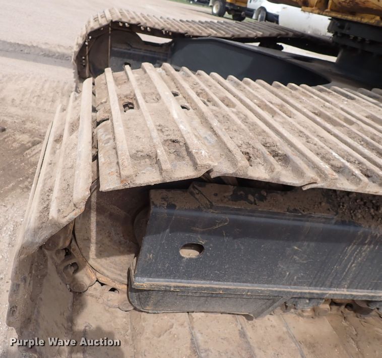 image for item DS7071 1994 Komatsu PC200LC-6L  excavator