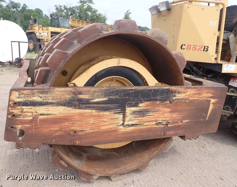 image for item DS7073 Hyster C852B  single drum vibratory roller