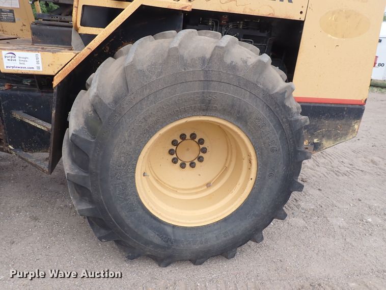 image for item DS7073 Hyster C852B  single drum vibratory roller