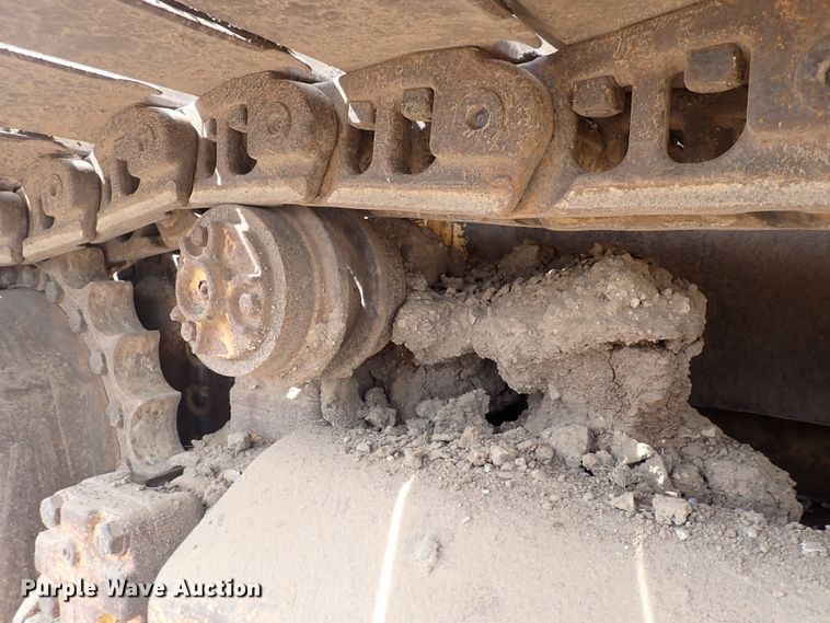 image for item DS7074 1999 John Deere 750C LGP  dozer