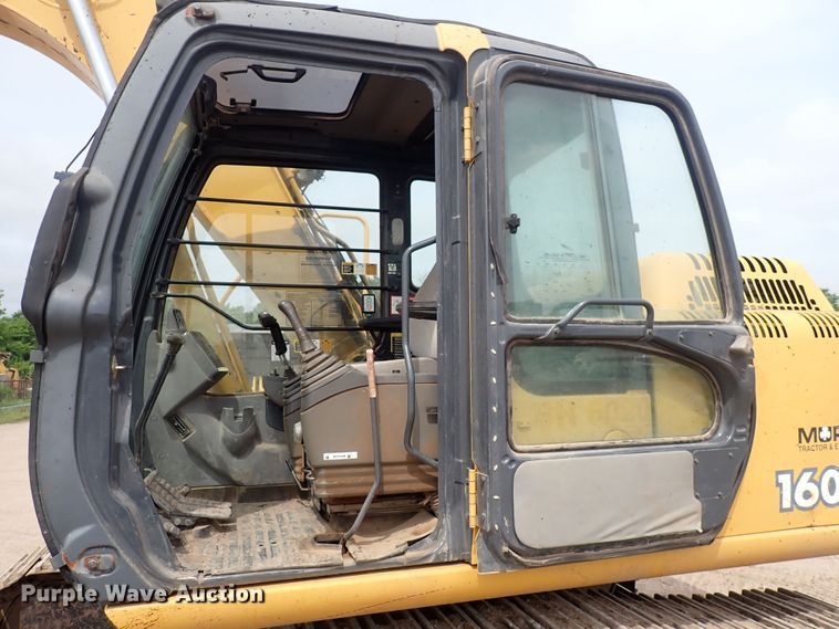 image for item DS7075 2006 John Deere 160C LC  excavator