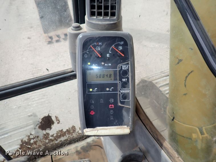 image for item DS7075 2006 John Deere 160C LC  excavator