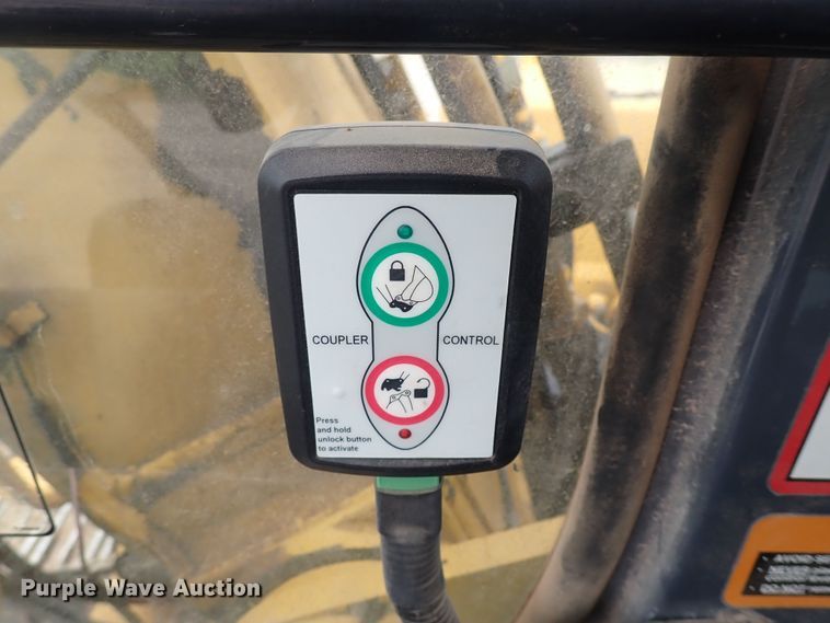 image for item DS7075 2006 John Deere 160C LC  excavator