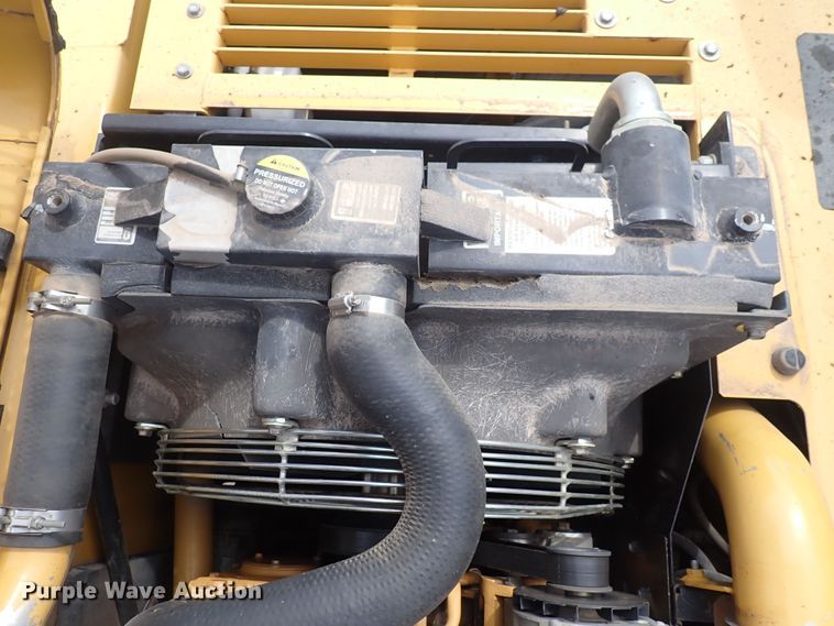 image for item DS7075 2006 John Deere 160C LC  excavator