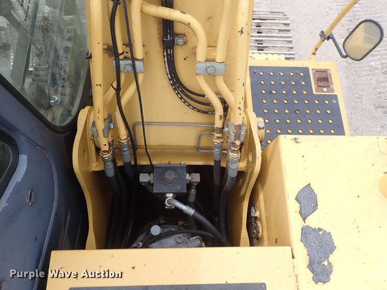 image for item DS7075 2006 John Deere 160C LC  excavator