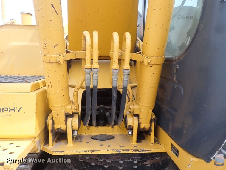 image for item DS7075 2006 John Deere 160C LC  excavator