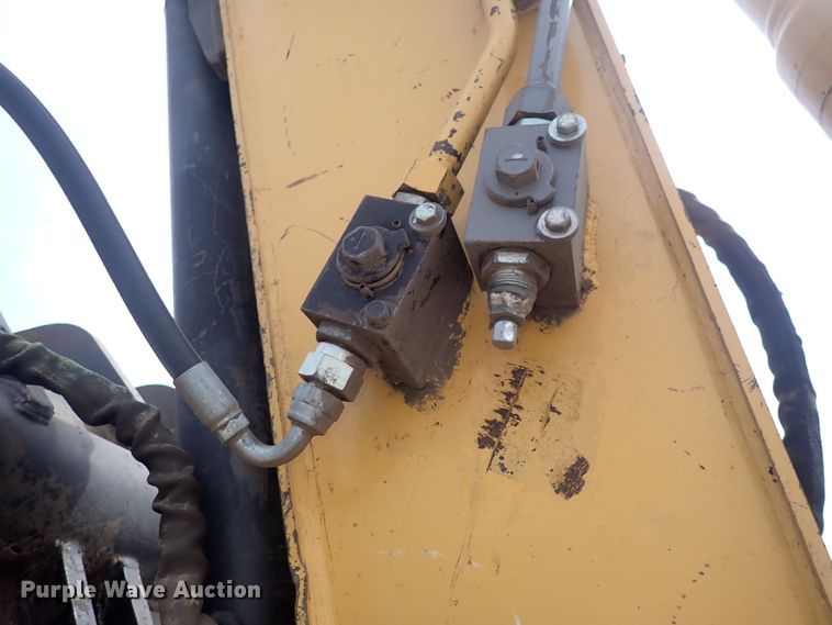 image for item DS7075 2006 John Deere 160C LC  excavator