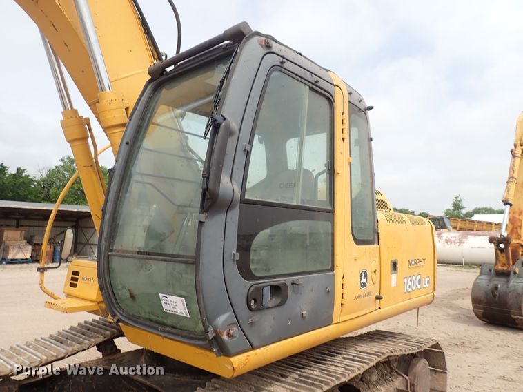image for item DS7075 2006 John Deere 160C LC  excavator