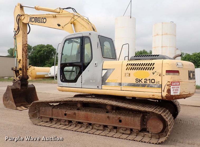 image for item DS7076 2003 Kobelco SK210LC  excavator