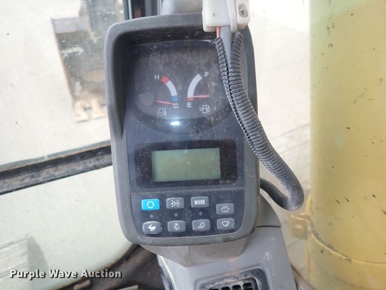 image for item DS7076 2003 Kobelco SK210LC  excavator