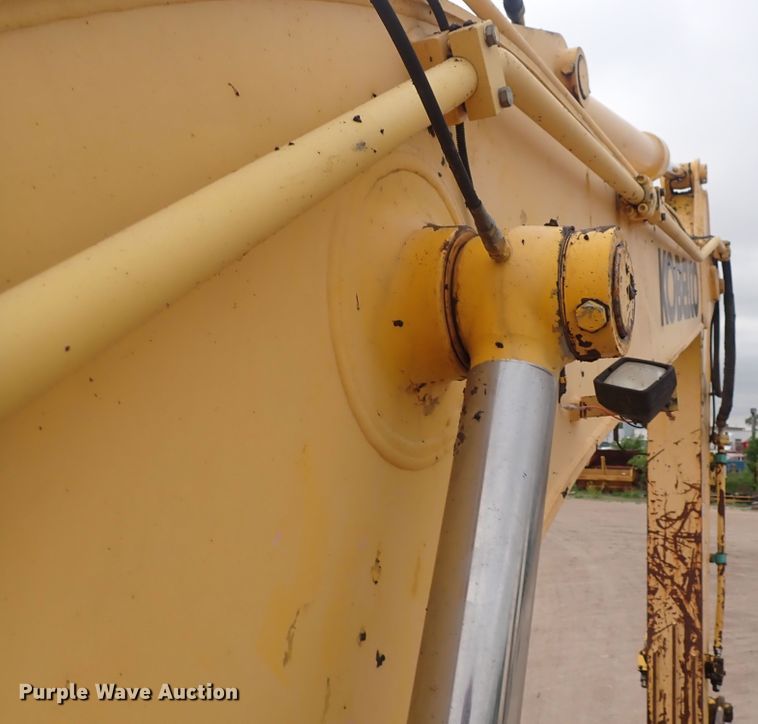 image for item DS7076 2003 Kobelco SK210LC  excavator