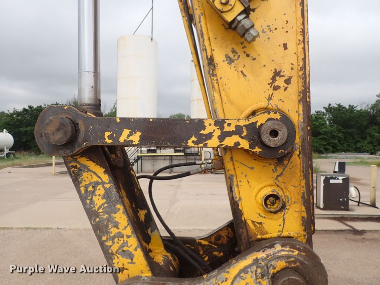 image for item DS7076 2003 Kobelco SK210LC  excavator